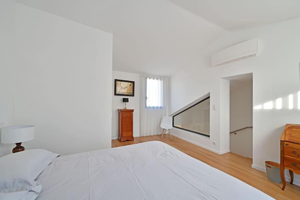 Le Loft Des Papes - 2 Terrasses - Vue Panoramique Sur La Ville - Ac Clim アヴィニョン エクステリア 写真